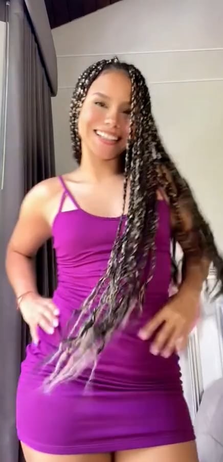 Emily Ilovesmilinggg On Insta Onlyfans Girl Nude Sexy Video Leaked