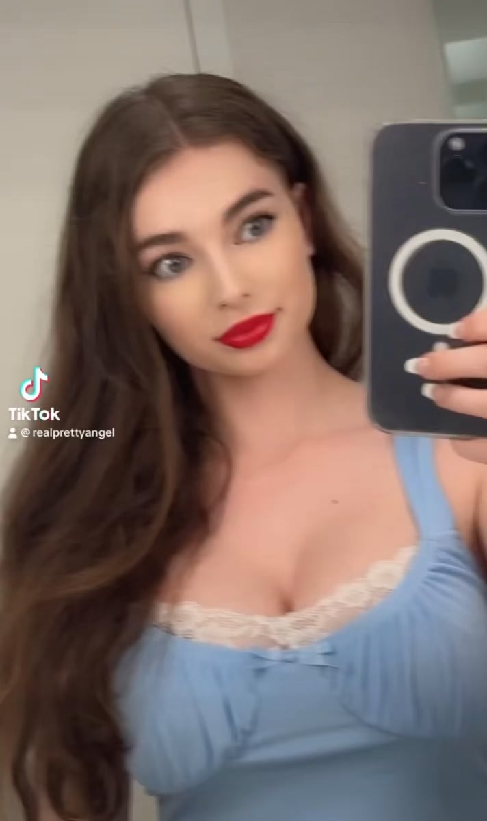 Realprettyangel On Tiktok Onlyfans Girl Nude Sexy Video Leaked