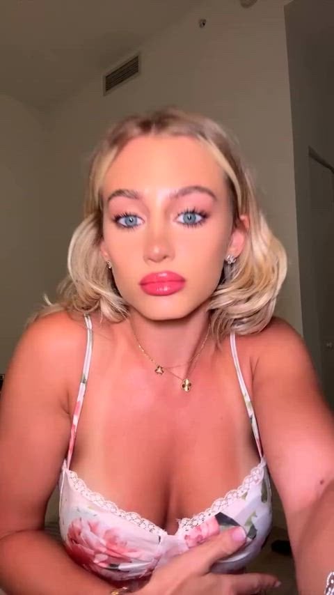 Peachyxpebble1 Tiktok Girl Nude Sexy Video 263 RealPornClip