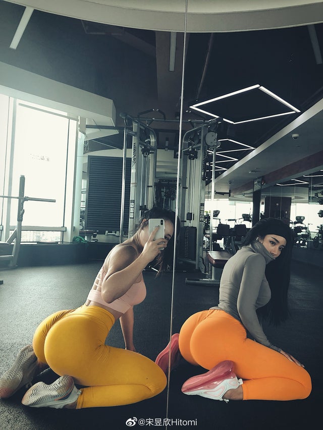LIL CHILI aka xiaolajiao_j3 Nude