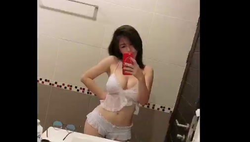 Sexy Thai Babe Niparat konyai