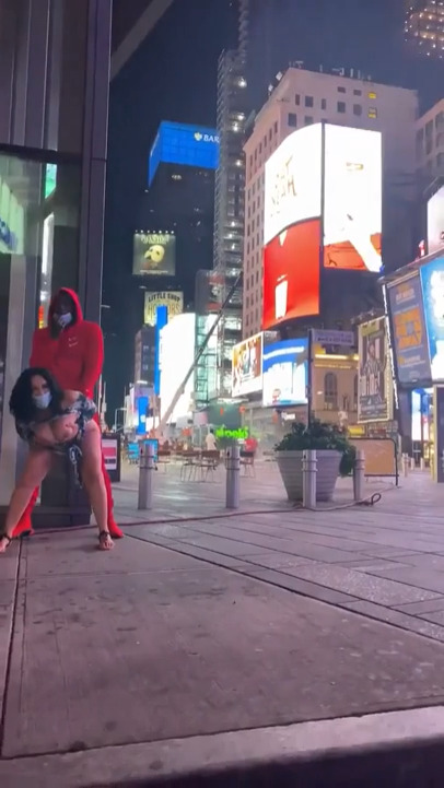 Queen Rouge Getting Fucked Outdoor