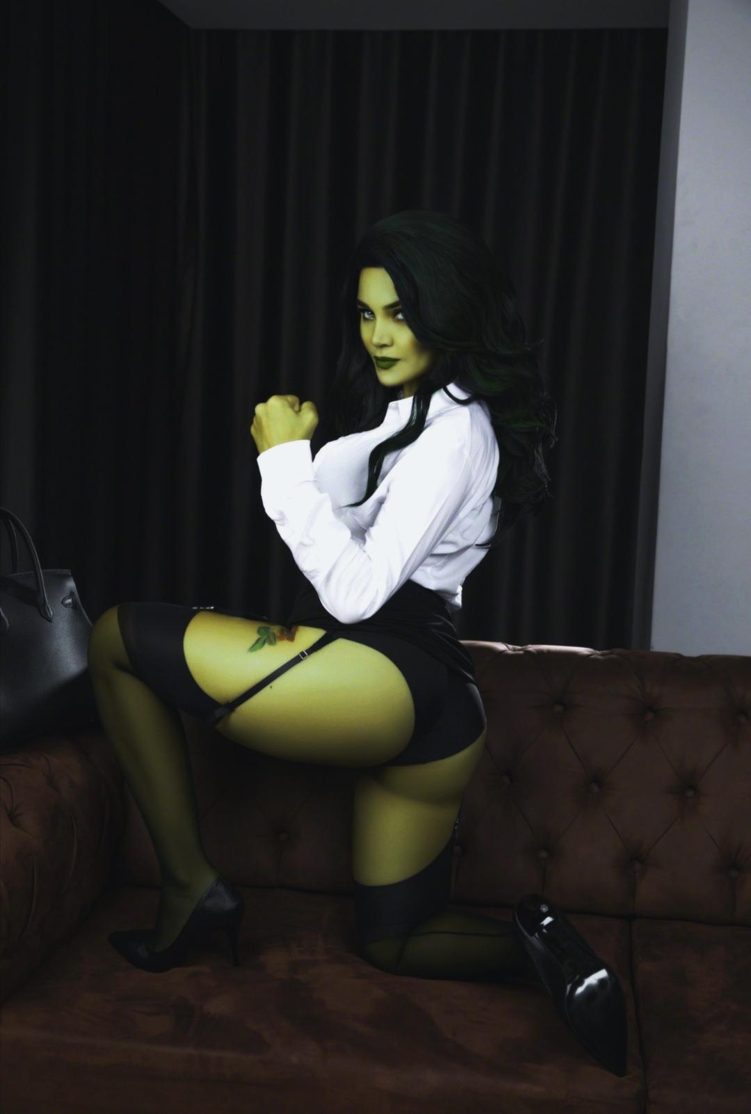 Kalinka Fox She-Hulk Cosplay Nude Patreon Photos Set Leaked (27)