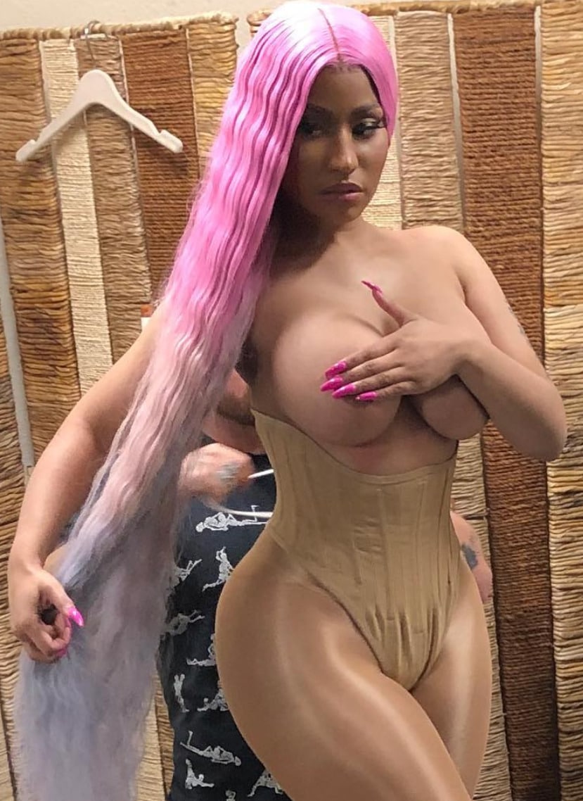 Nicki Minaj Nude Sexy Video and Photos (21)