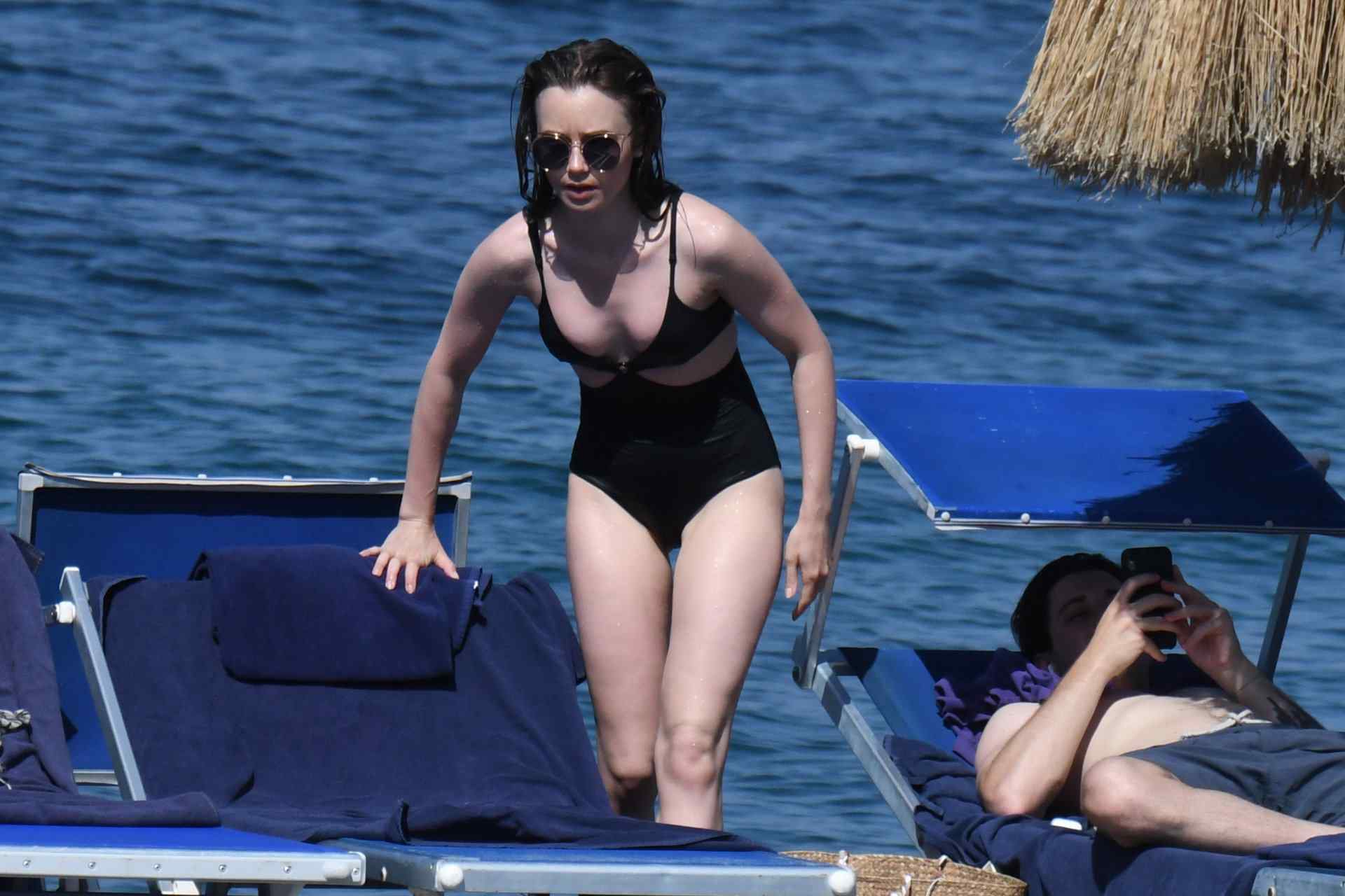 Lily Collins (5)