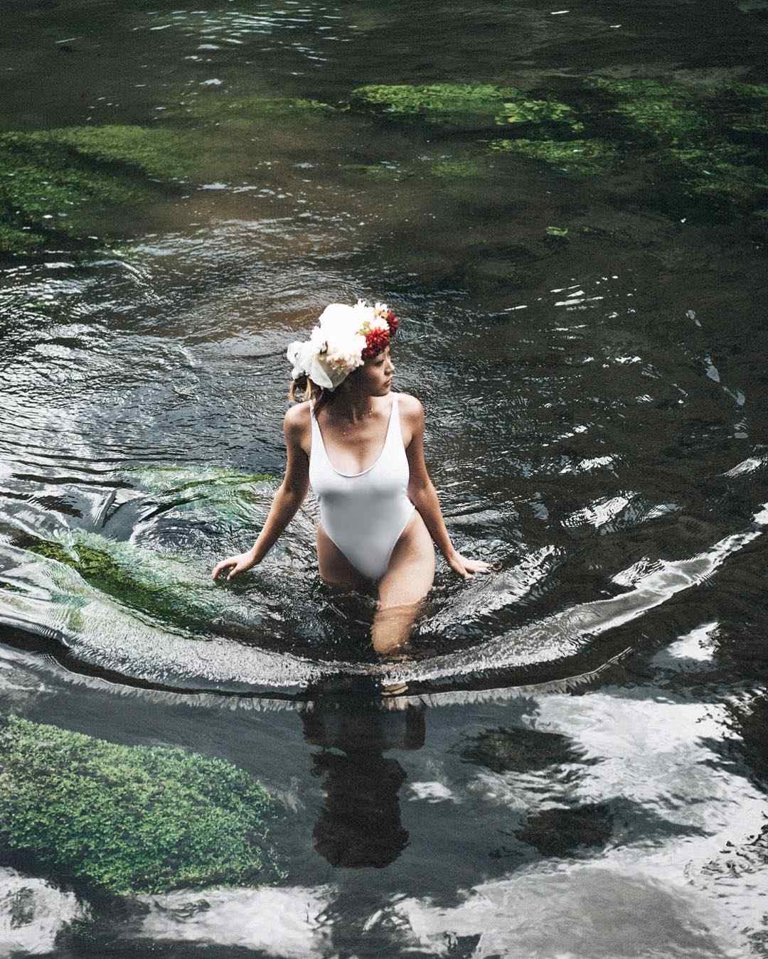 Karen Fukuhara (16)