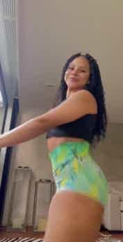 Emily (@ilovesmilinggg) on Insta – Onlyfans Girl Nude Sexy Video