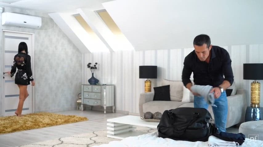 Simon Kitty – Never Leave My Bed – S45:E16 Nude