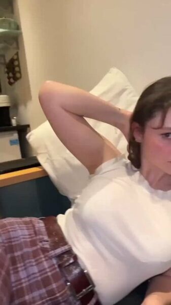 Thomasin McKenzie Nude Sexy Video Leaked – 336