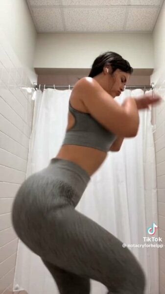@notacryforhelp on TikTok – Onlyfans Girl Nude Sexy Video Leaked