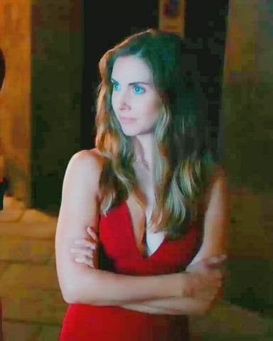 Alison Brie being suggestive Nude Sexy Video Leaked – 48