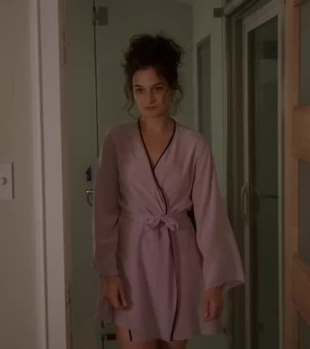 [Ass] Jenny Slate in ‘Married’ s1e6 (2014) – Nude Sex