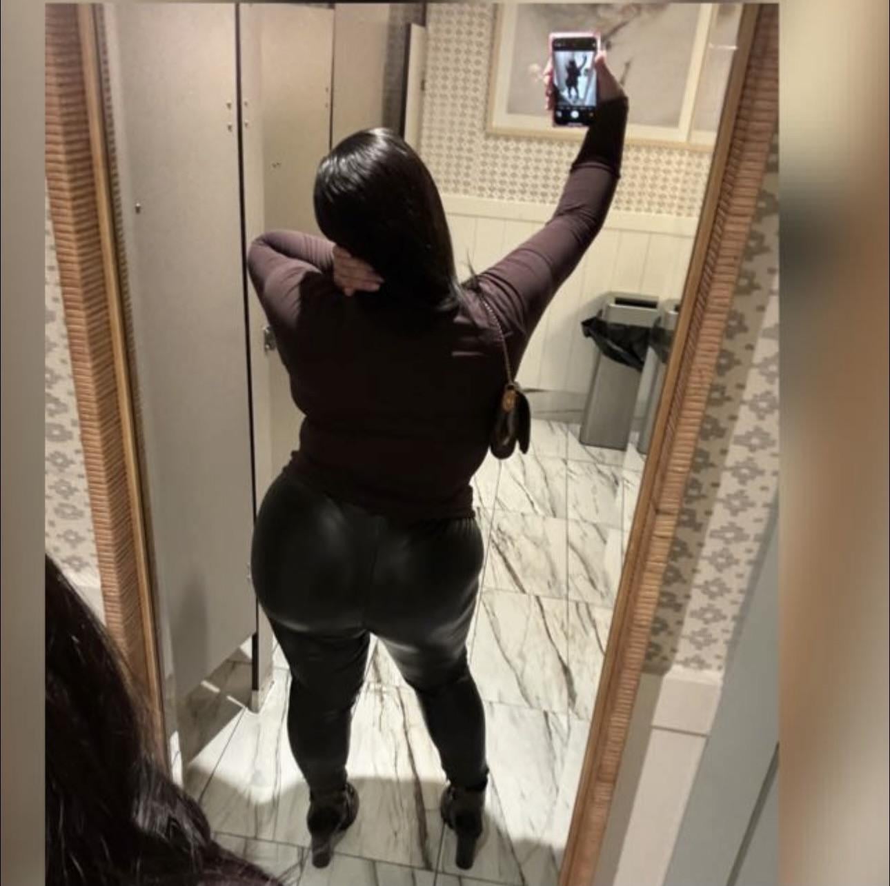 GoddessWhispersASMR @ YT – Youtuber Onlyfans Girl Nude Sexy Photos