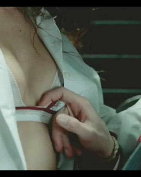 Maria Pedraza’s tits from Money Heist Nude Sexy Video Leaked