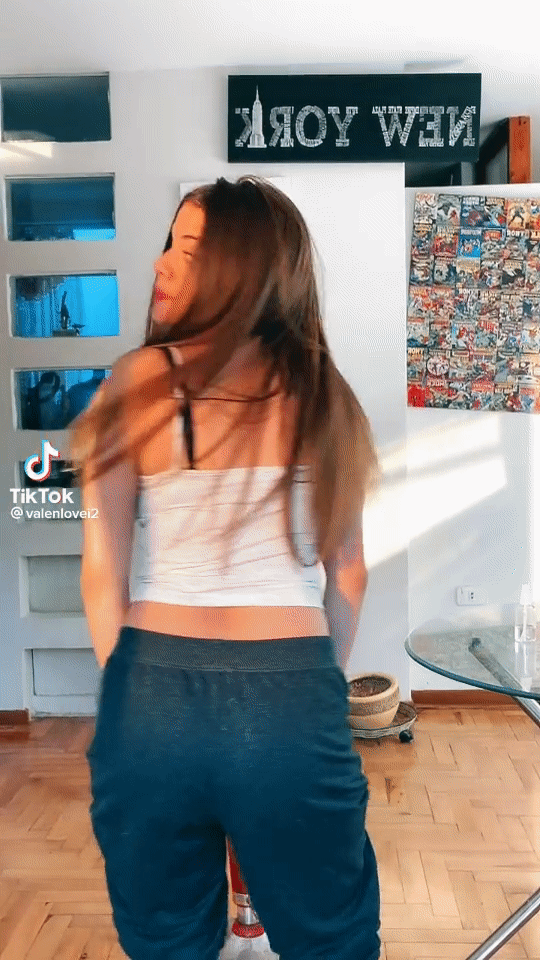 @valenlovei2 on TikTok – Onlyfans Girl Nude Sexy Video Leaked