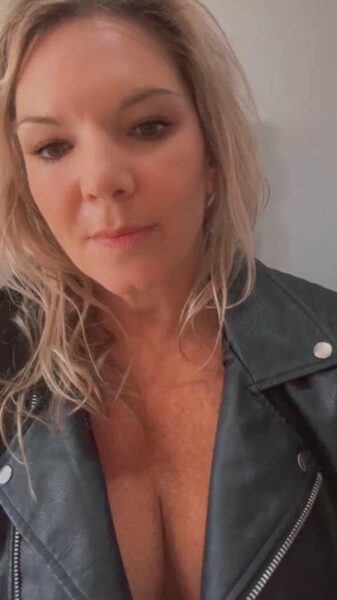 marvelouschili20 Onlyfans Girl Showing Her Big Tits Nude Porn Video