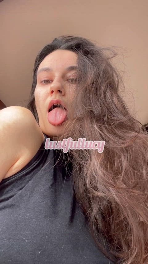 lustful_lucy Onlyfans Girl Showing Her Big Tits Nude Porn Video