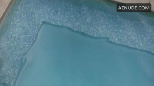 Welcome Home, Roxy Carmichael (1990), PG-13, Ava Fabian (ass) Nude