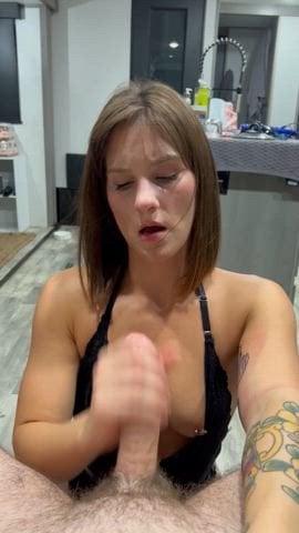 Give me that cum – Cumshot Porn Video Leaked