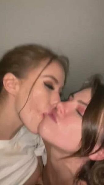 Two Hot Girls Double Blowjob And Getting Cum – Nude