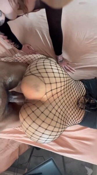 He stretched me so much I could not stop moaning