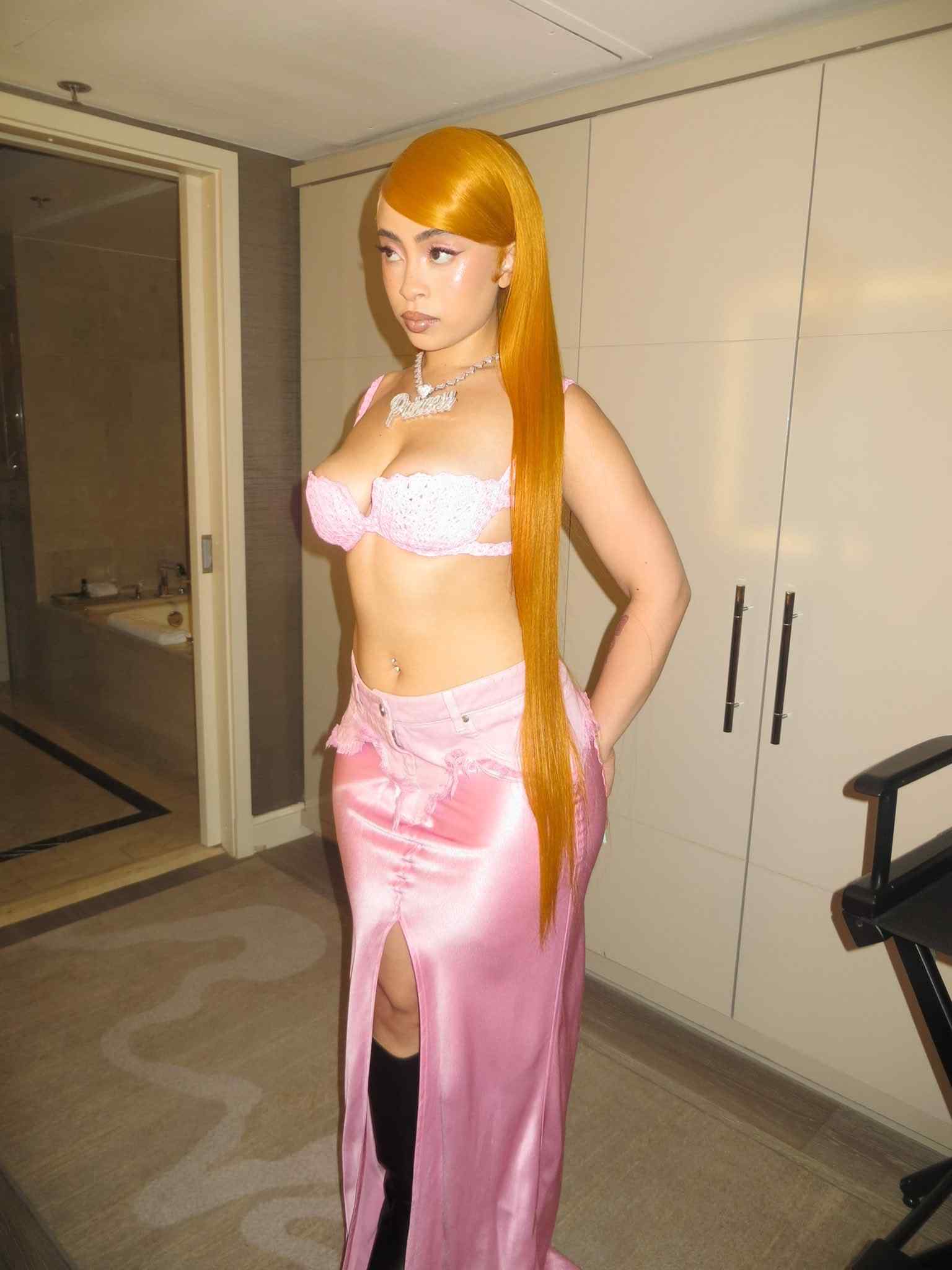 Ice Spice Thick and Busty Photos Set