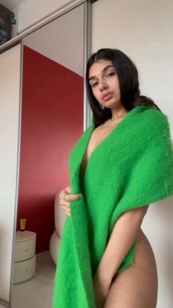 beesknnees Petite Onlyfans Girl Nude Video Leaked – 773
