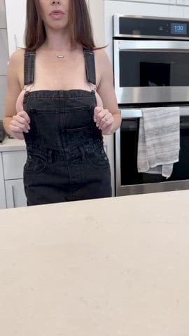MilfyAngela Onlyfans Girl On Off Nude Porn Video Leaked –