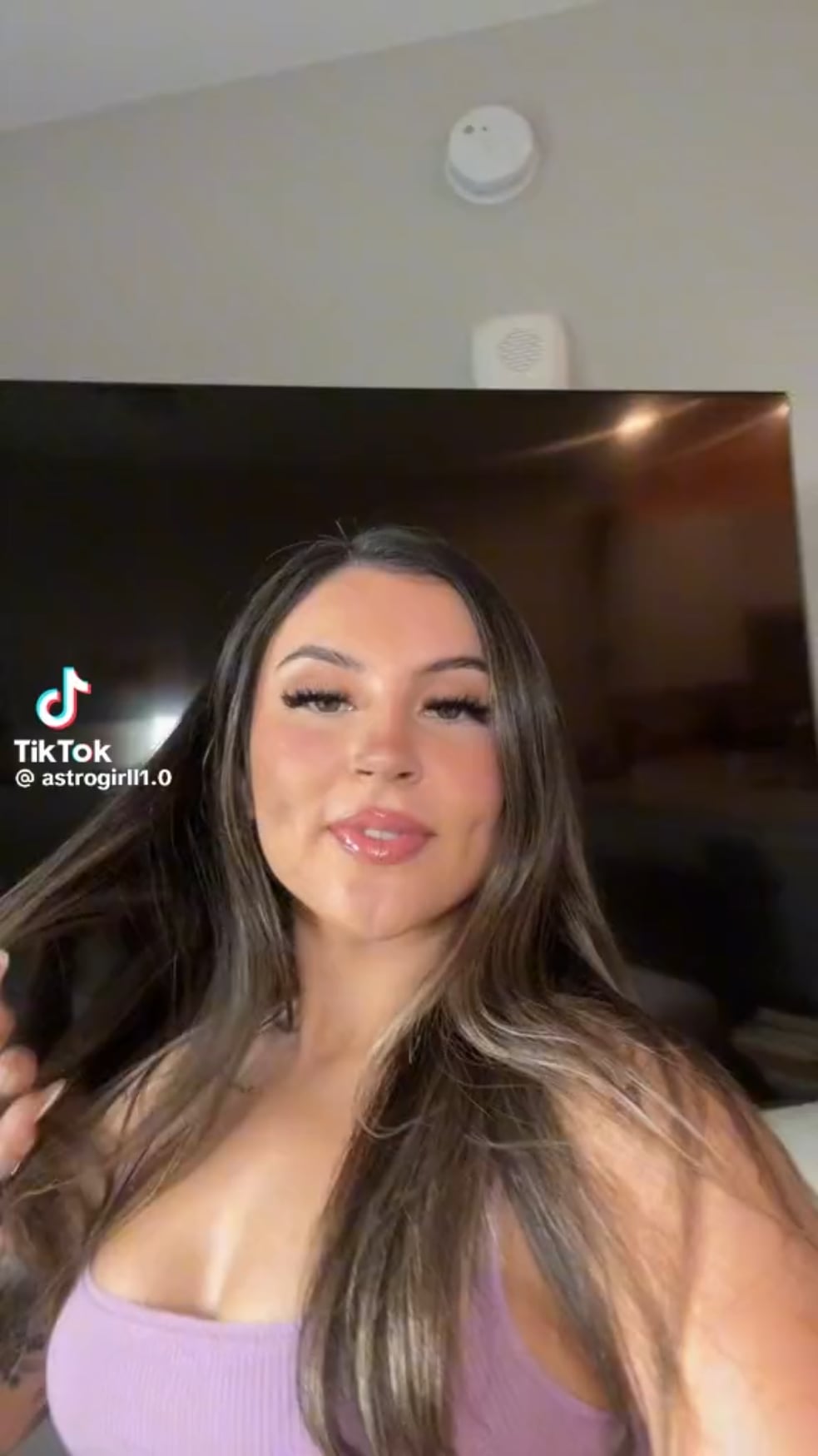 @astrogirll1.0 on TikTok – Onlyfans Girl Nude Sexy Video Leaked