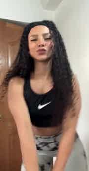 Emily (@ilovesmilinggg) on Insta – Onlyfans Girl Nude Sexy Video