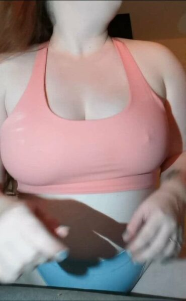 honey-louise Onlyfans Girl Showing Her Big Tits Nude Porn Video