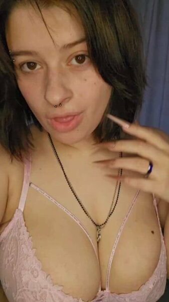 Mary_Sarah Busty Onlyfans Girl Nude Video- 1