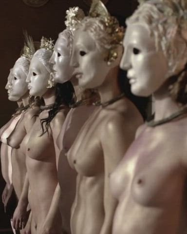 [Topless] [Bush] Katrina Law in Spartacus (2010) S1E9 – Nude