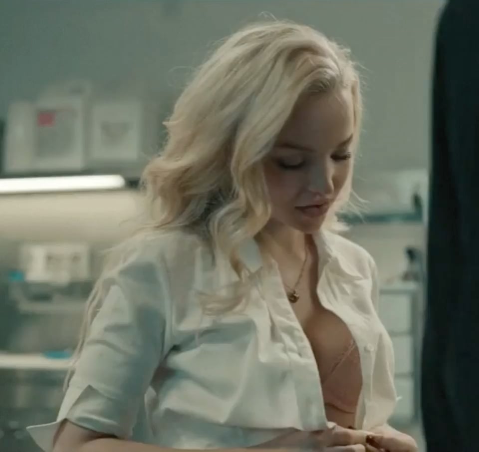 Dove Cameron stripping Nude Sexy Video Leaked – 1805