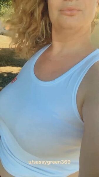 SassyGreen369 Onlyfans Girl Showing Her Big Tits Nude Porn Video