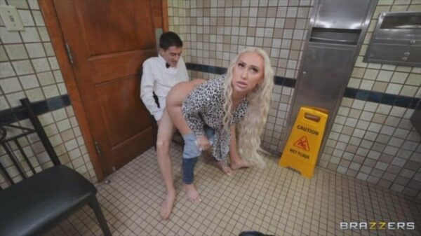 Jordi earns his tip Amateur Porn Sex Video Leaked
