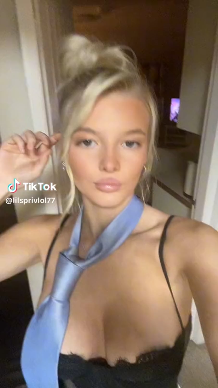 @lillyfox07.x on TikTok – Onlyfans Girl Nude Sexy Video Leaked