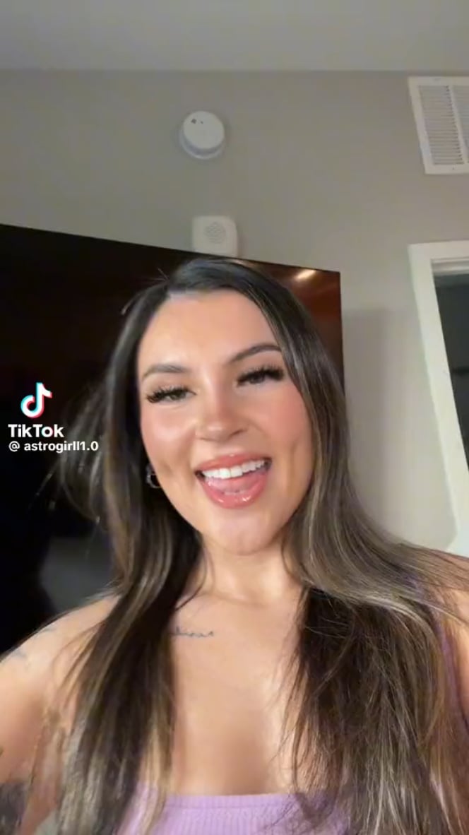 @astrogirll1.0 on TikTok – Onlyfans Girl Nude Sexy Video Leaked