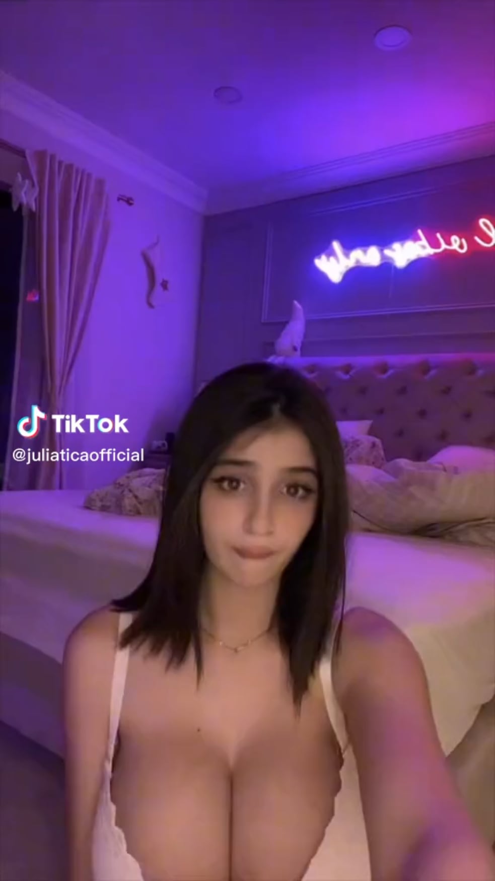 @iuliatica on TikTok – Onlyfans Girl Nude Sexy Video Leaked