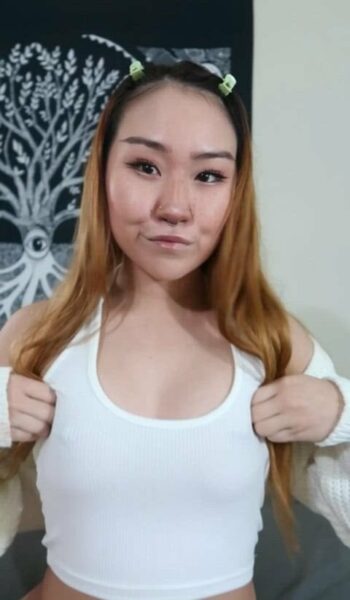 Twisted8999 Asian Onlyfans Girl Nude Video Leaked – 46