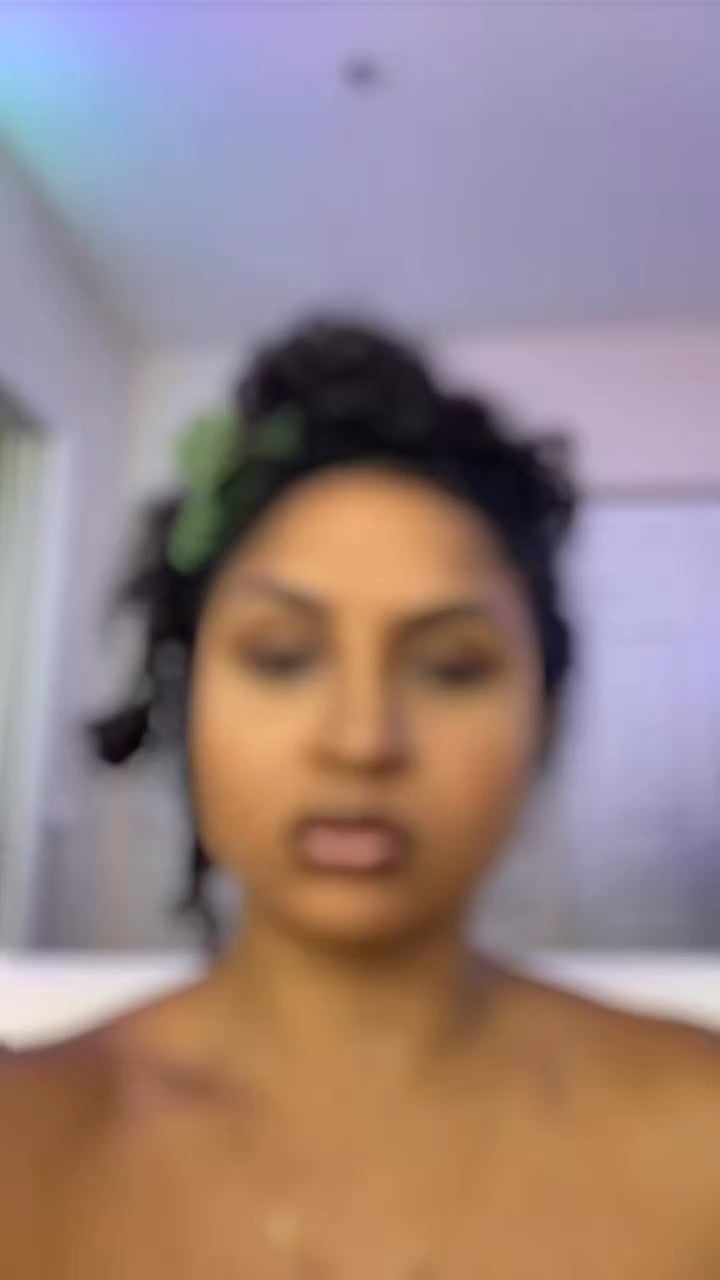 Clementine (@clementinexox) on Insta – Onlyfans Girl Nude Sexy Video