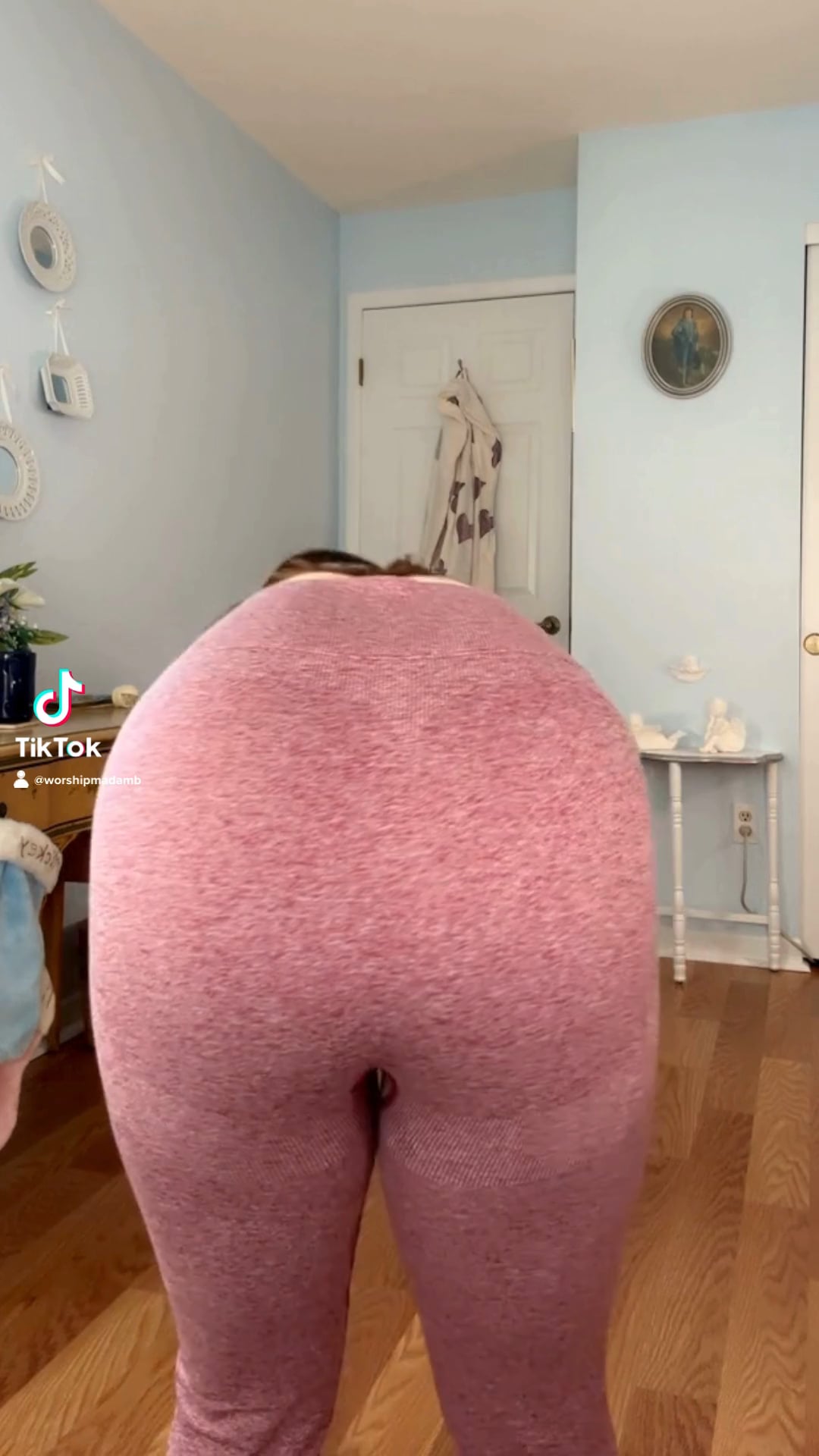@worshipmadamb on TikTok – Onlyfans Girl Nude Sexy Video Leaked