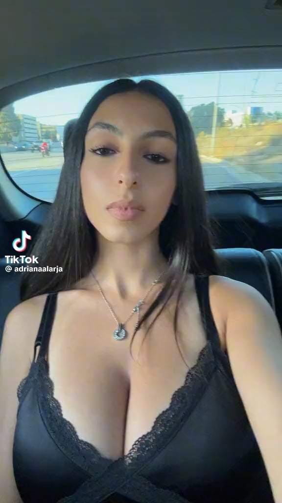 @adrianaalarja
