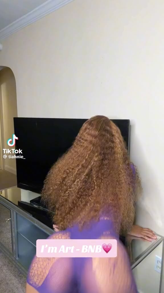 Tiahnie (@Tiahnie_)