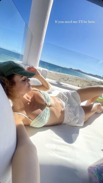 Tiffany Alvord relaxing! 😎 – Youtuber Onlyfans Girl Nude Sexy