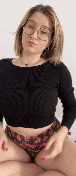 Mia__Cruz Onlyfans Girl On Off Nude Porn Video Leaked –