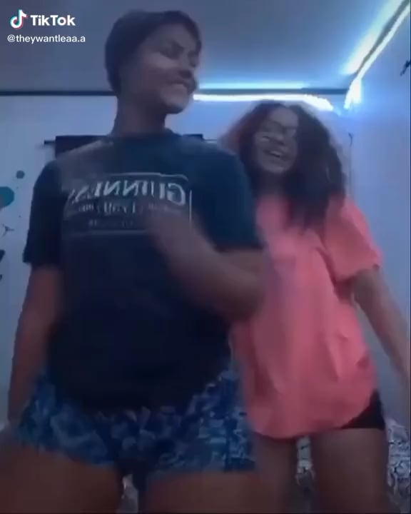 leahgotassjanell – Leah and Sierra – Onlyfans Girl Nude Sexy