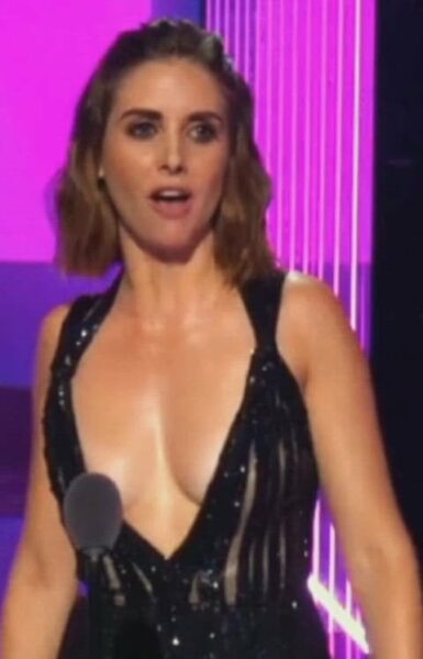 Alison Brie Nude Sexy Video Leaked – 29