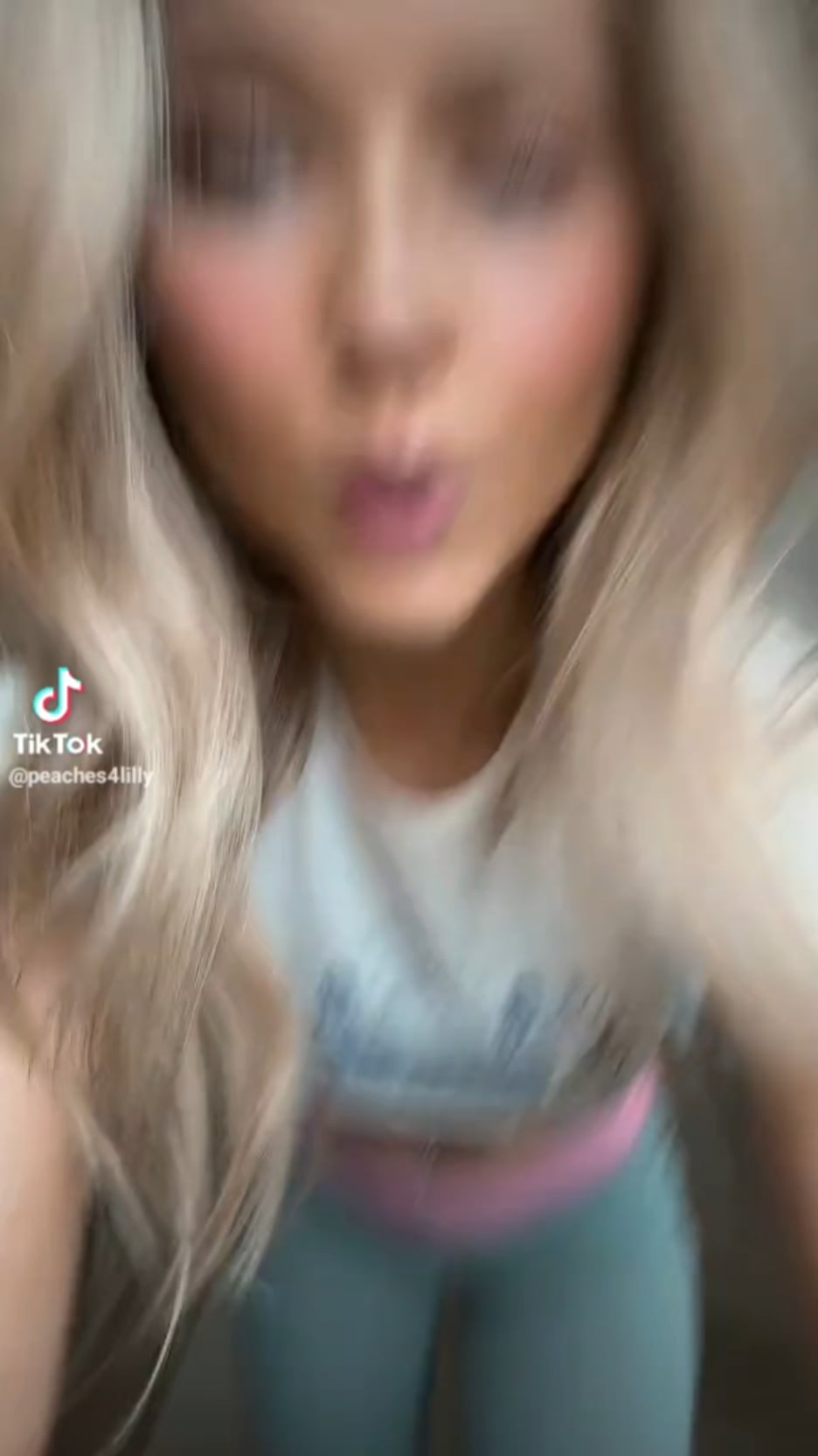 @peaches4lilly on TikTok – Onlyfans Girl Nude Sexy Video Leaked