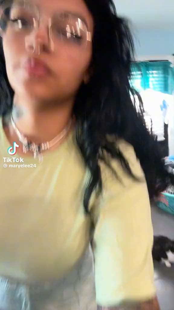 @maryelee24 on TikTok – Onlyfans Girl Nude Sexy Video Leaked